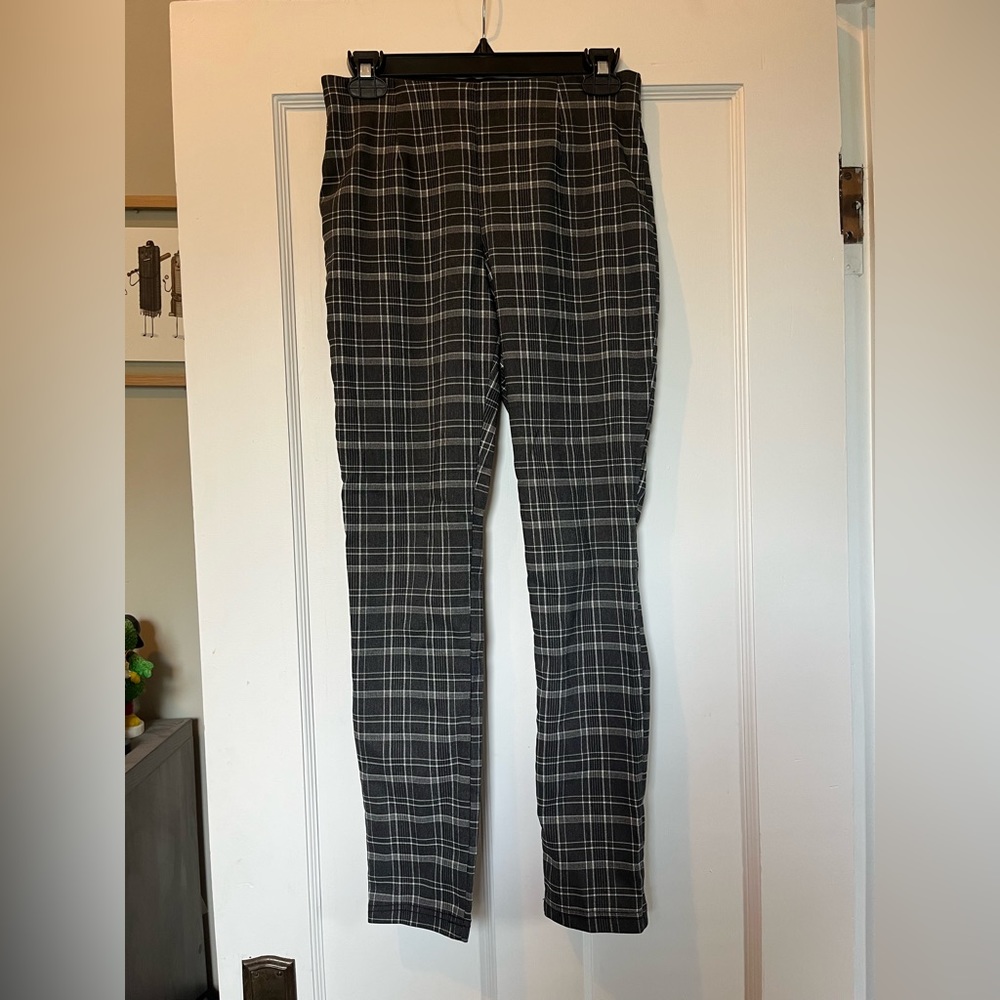 Size 4 Calvin Klein plaid skinny fit pants